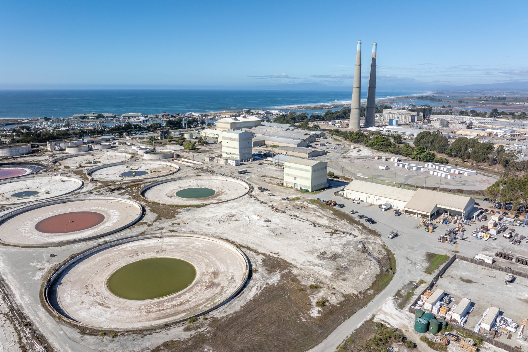Moss Landing Commercial Opportunity