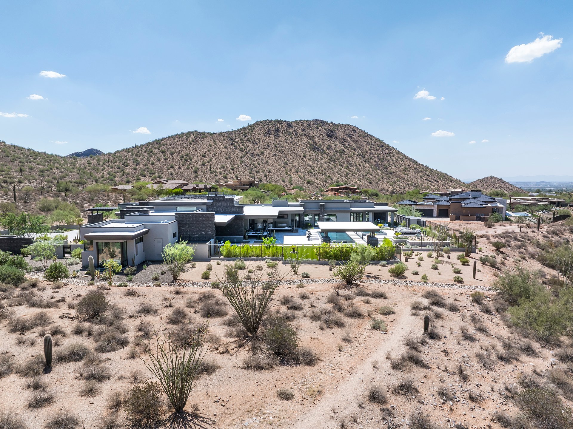 10784 E PINNACLE PEAK Road