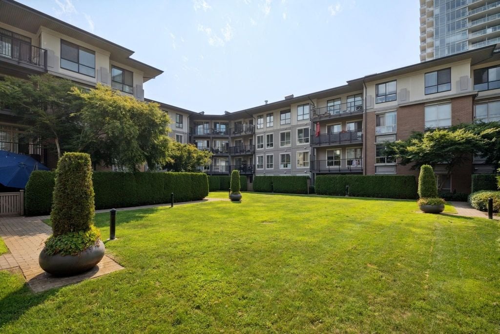 1135 Windsor Mews, #111