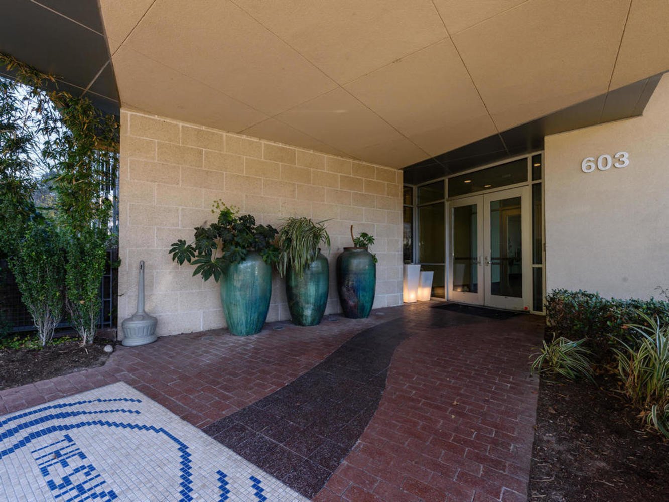 603 Davis Street #902