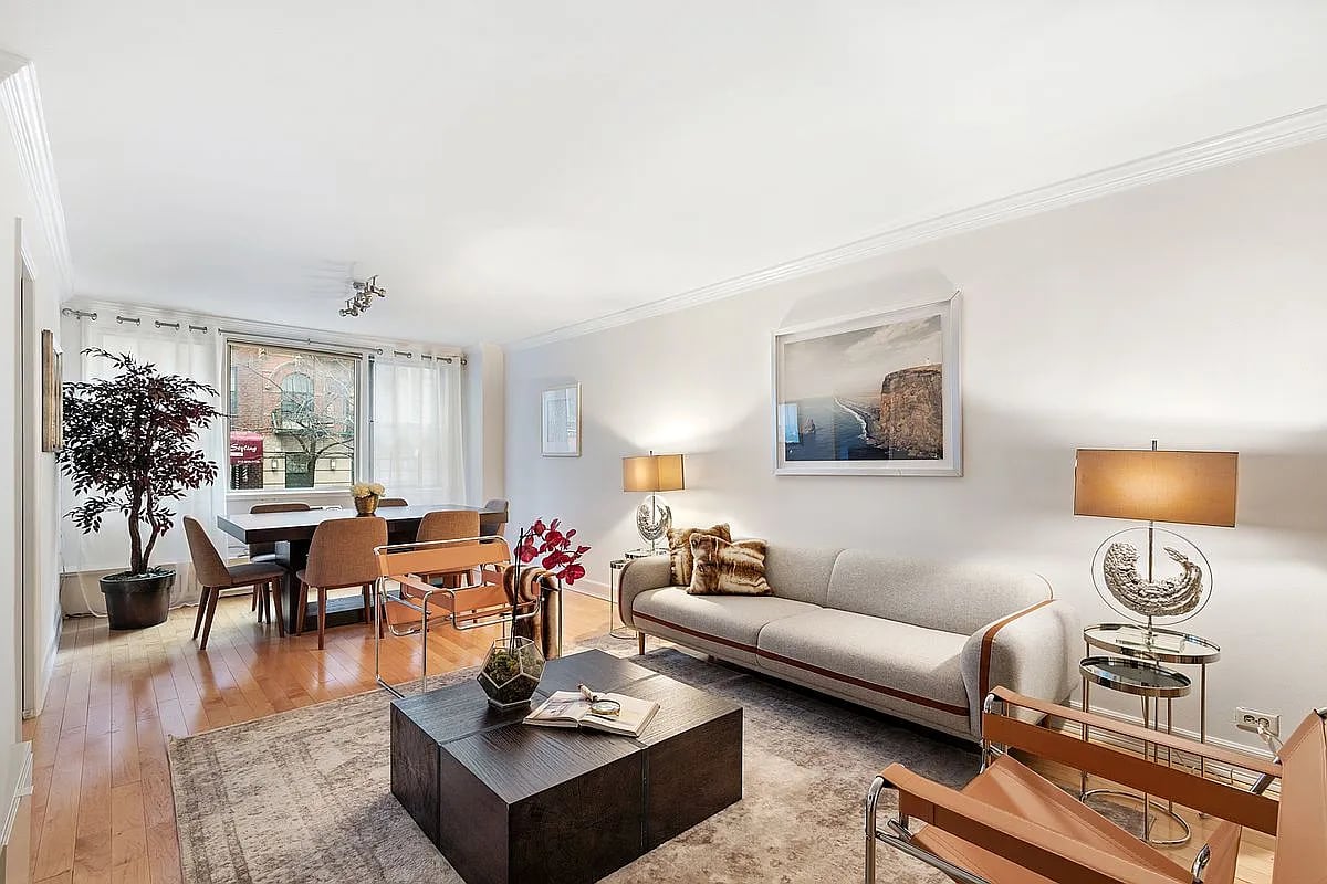 215 E 80th St 2H