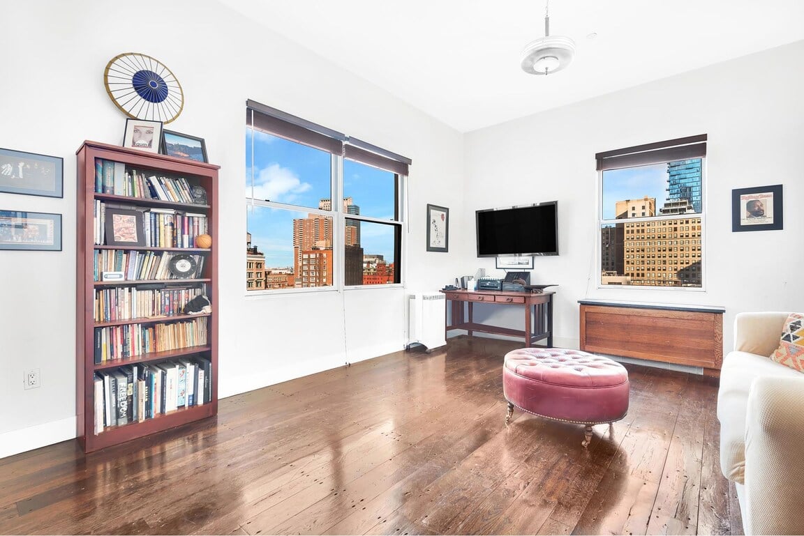 38 Warren Street #9C