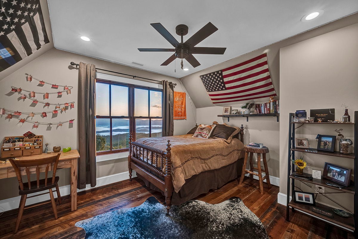 Sorrel Sky Farm Luxury Mountain Equestrian Estate