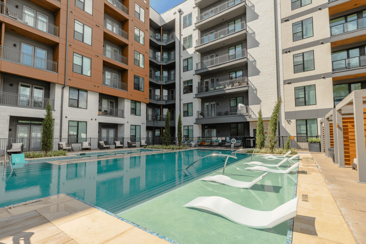 1 month free on 12+ month leases