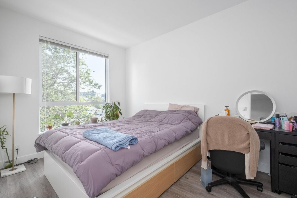 700 Clarke Rd, #502