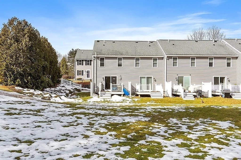 53 Olde Colonial Dr, APT 6