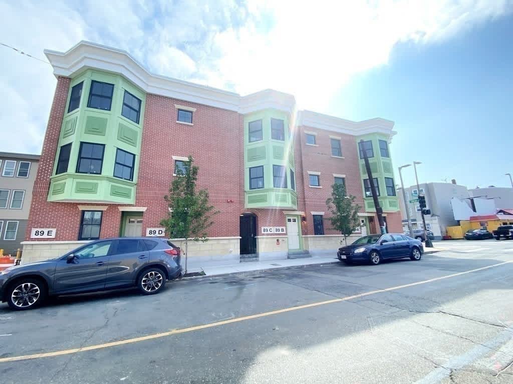 89 Prescott St. #2 Boston, MA 02128