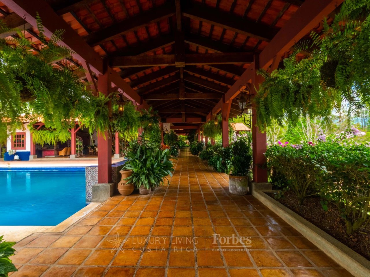 19136 - Architectural Hacienda Style Mansion