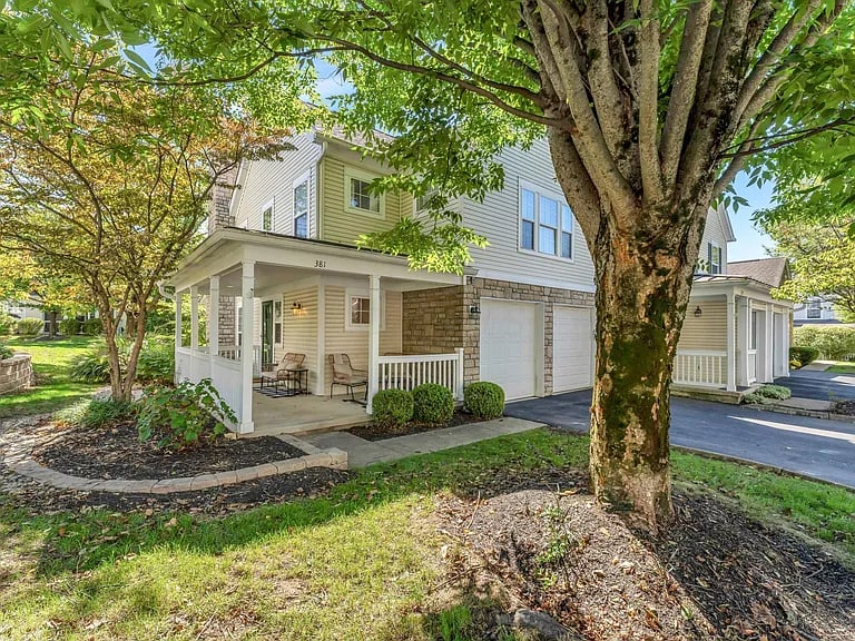381 Sycamore Woods Ln