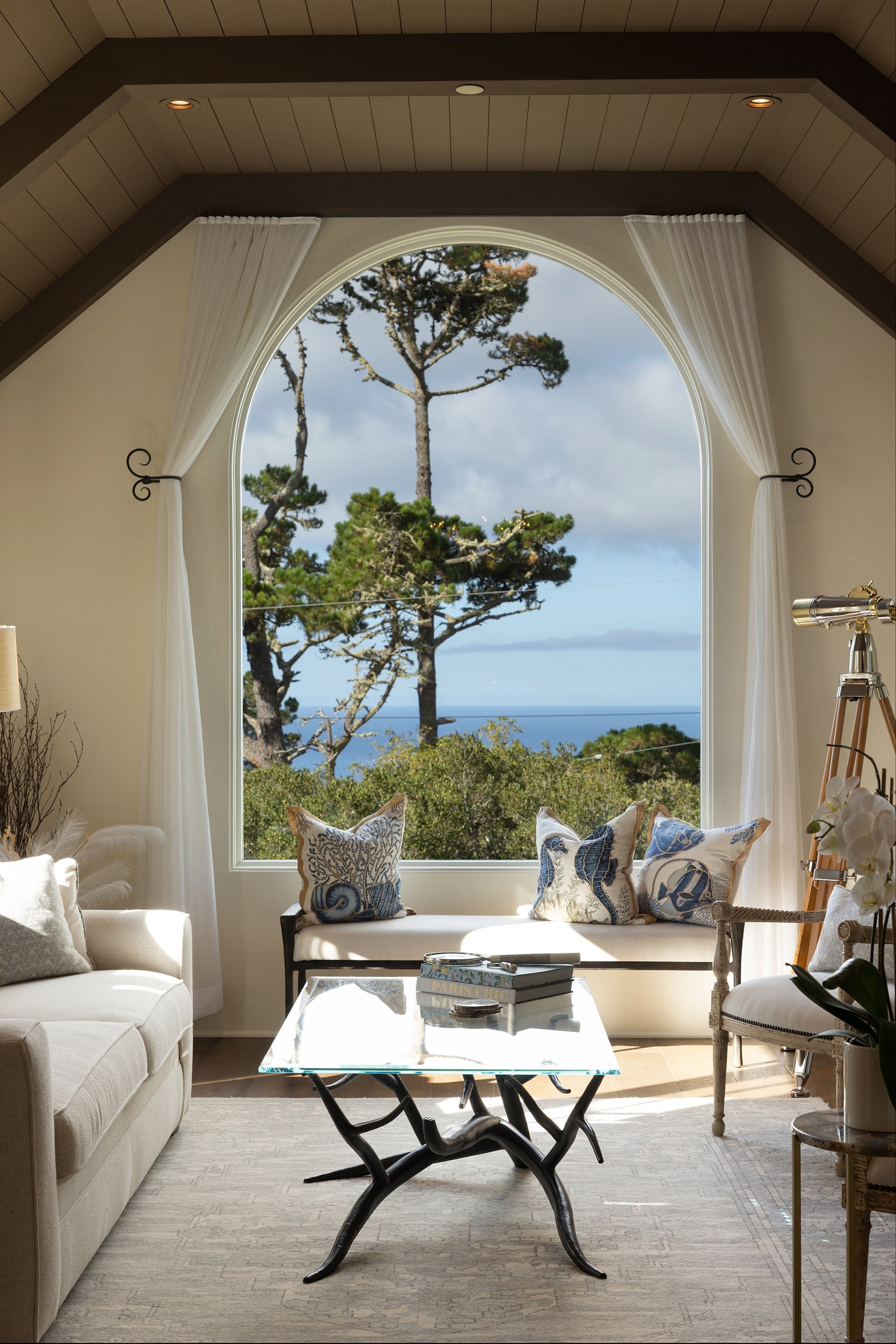 Sophisticated Carmel Woods Living
