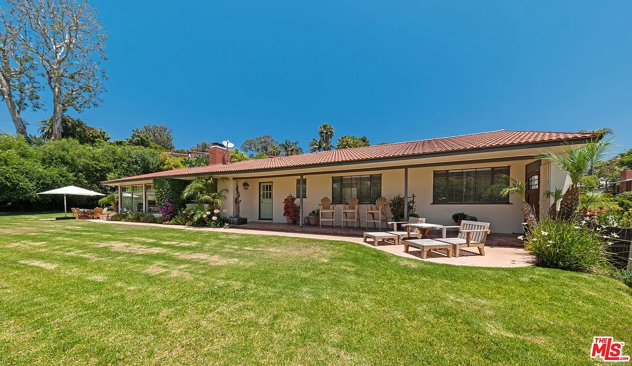 339 Arno Way