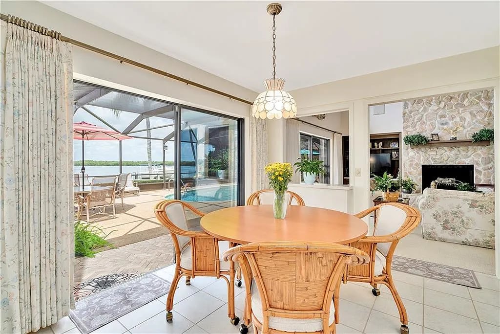 4745 Pebble Bay Cir
