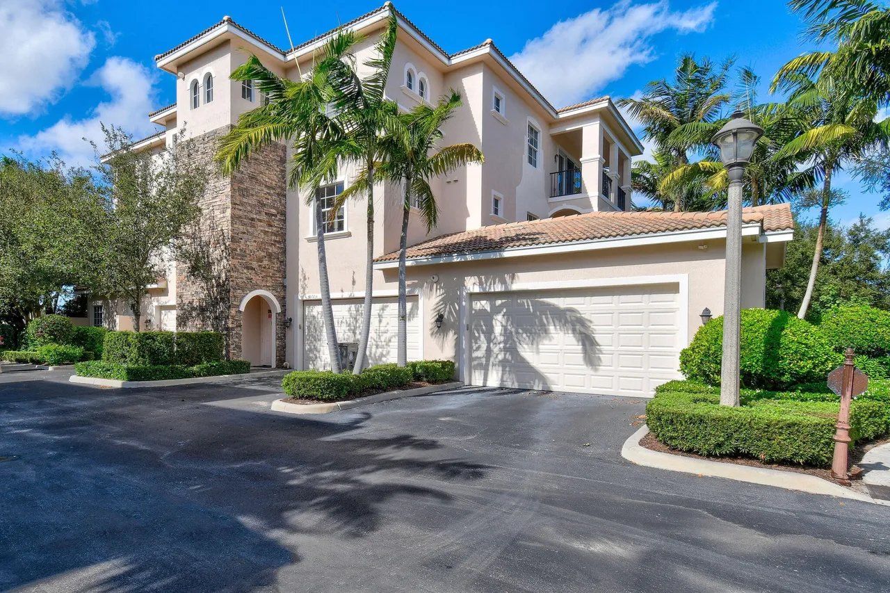 13545 Treasure Cove Cir