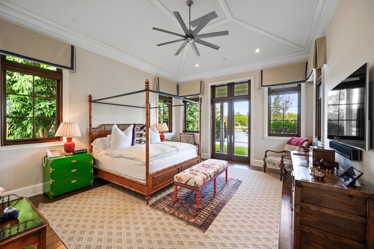 12365 Cypress Island Way