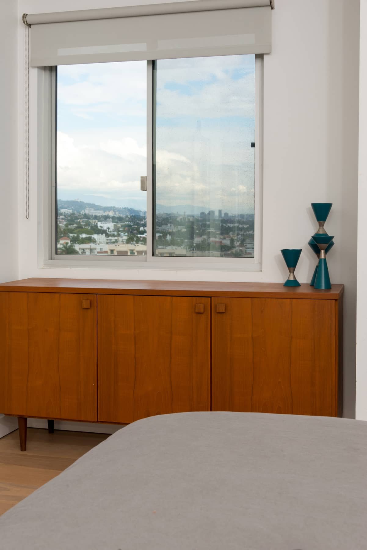 Prestigious Plaza Towers | 5-Star Amenities - Full Service Building