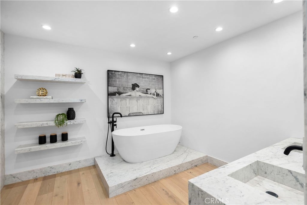6250 Hollywood Blvd, #14F