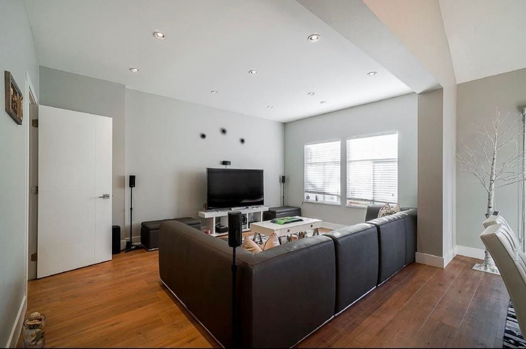 15677 24 Ave, #1