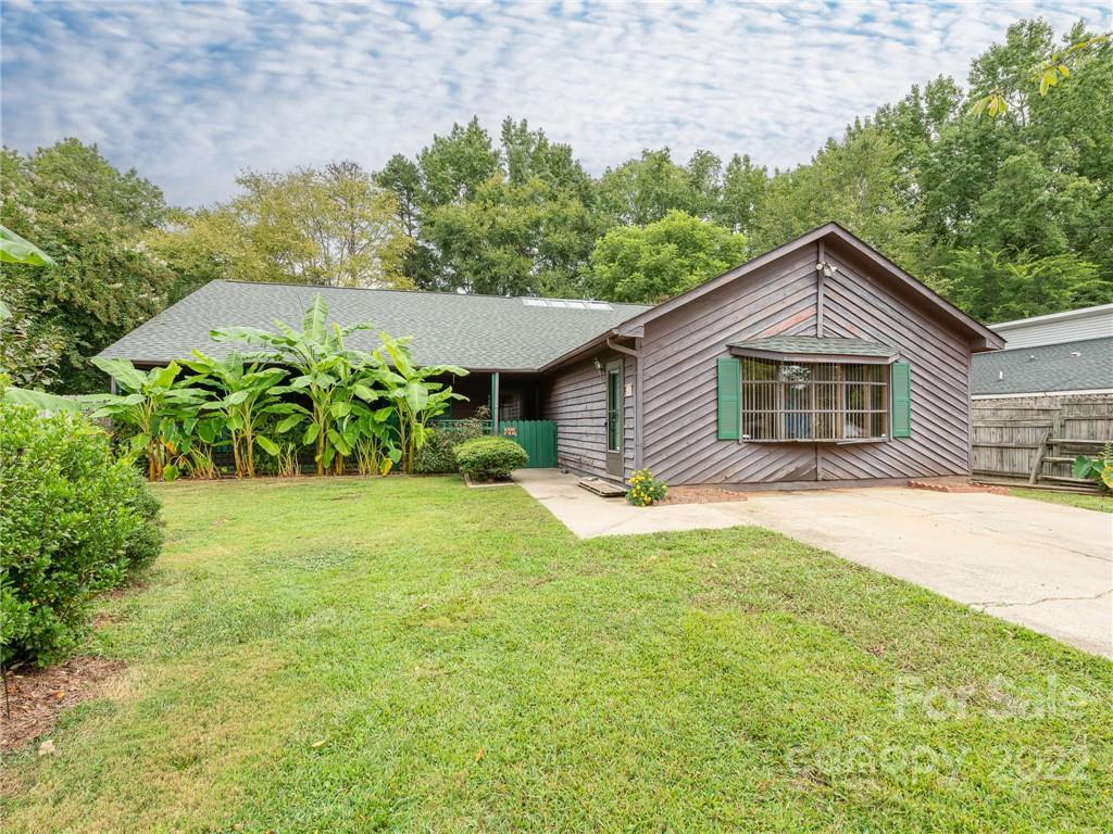4601 Butterwick Ln