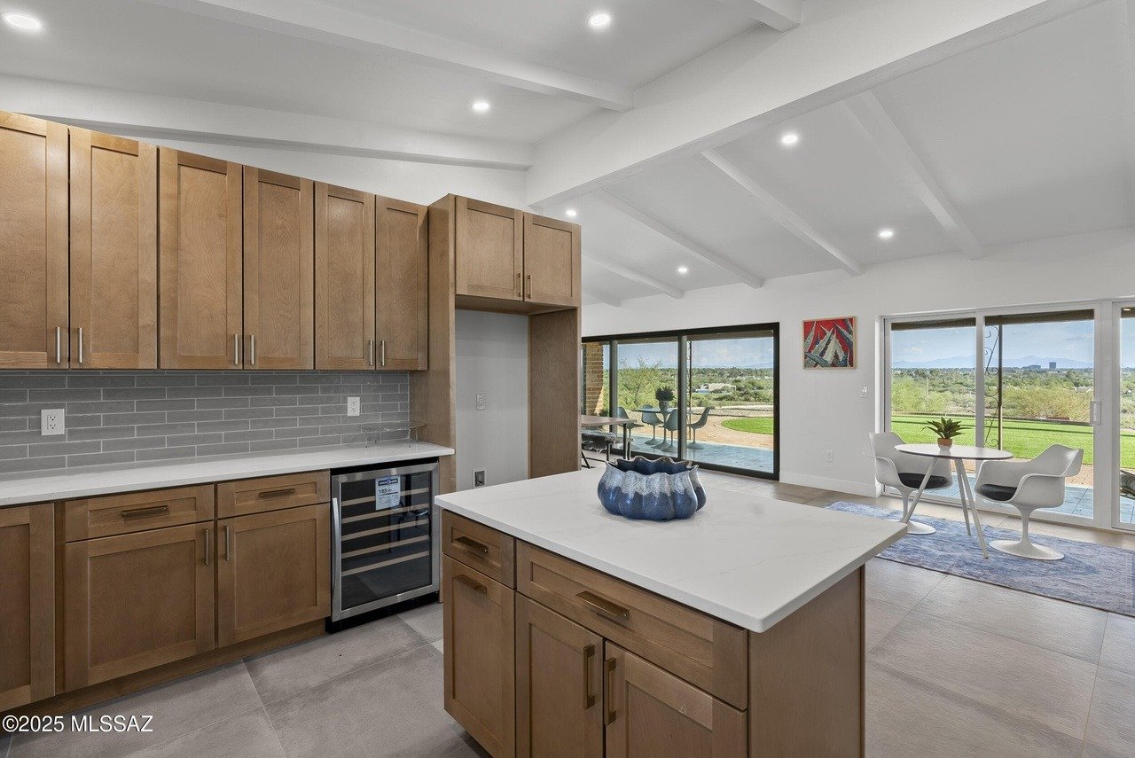 5240 E River House Rd