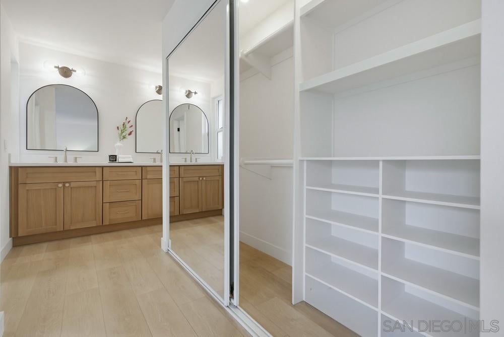 5580 Caminito Consuelo La Jolla, CA 92037