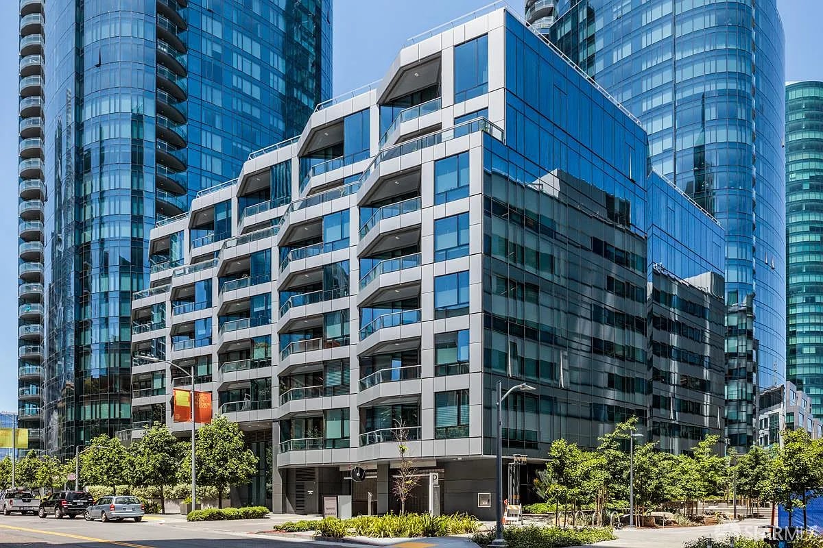 318 Main Street #4E