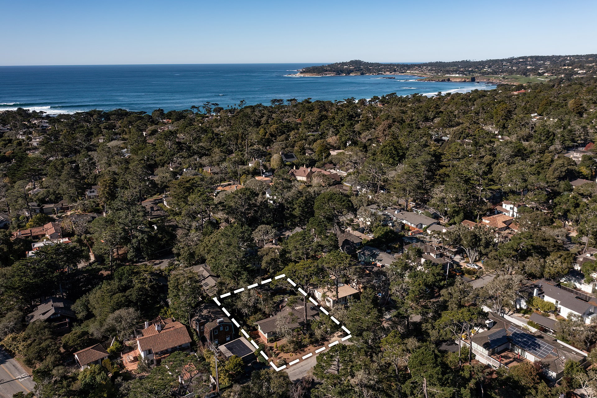 Spacious Carmel Perfection - Mission 3 NW of Santa Lucia