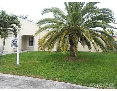 11595 SW 51st Ct