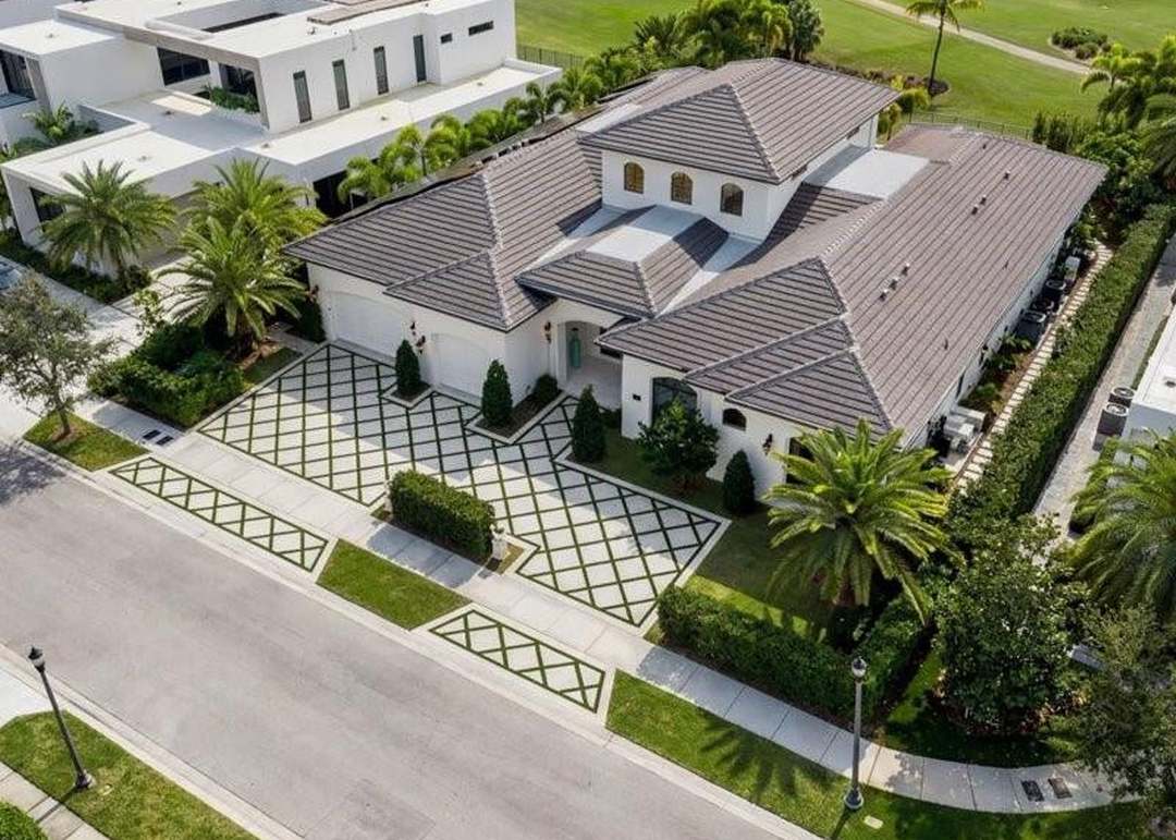 4013 Country Club Ln