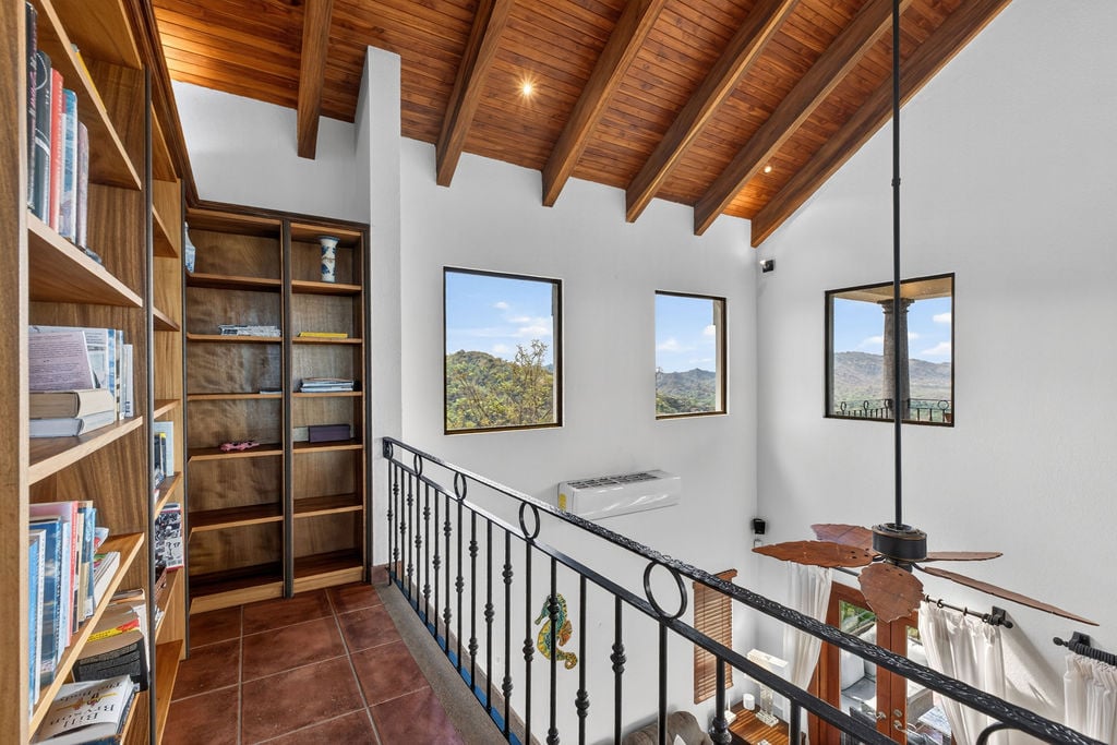Casa de Estrellas | Elegant 4BR Ocean View Home in Pacific Heights, Potrero