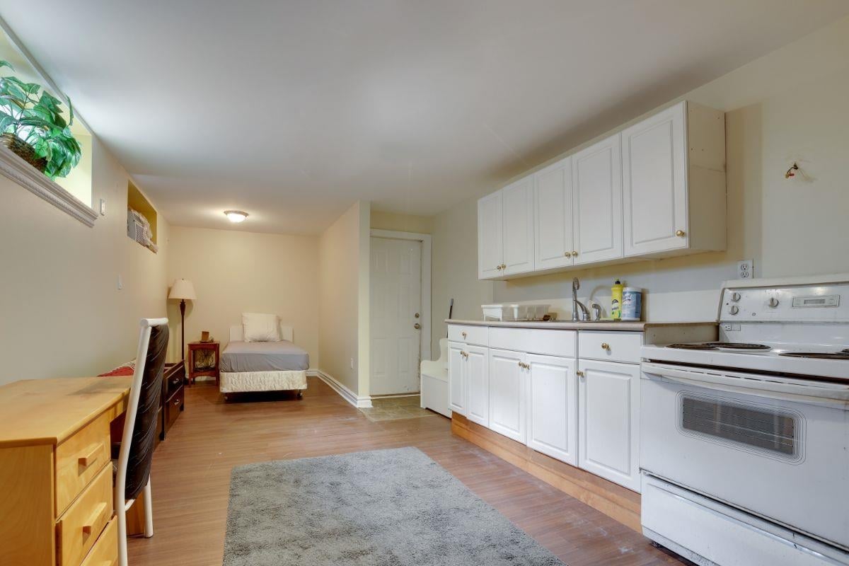 7474 Cariboo Road Rd, Burnaby