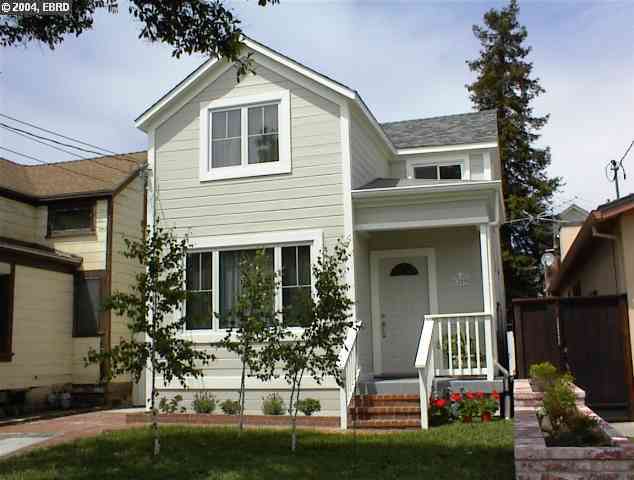 1209 College Ave