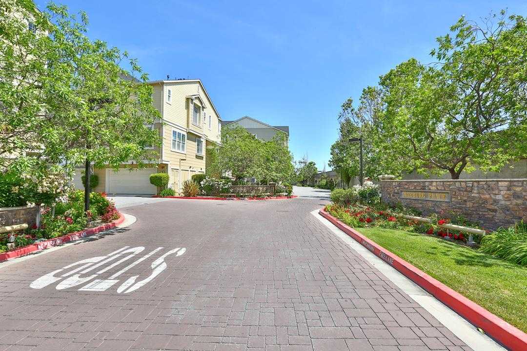 385 Destino CIR