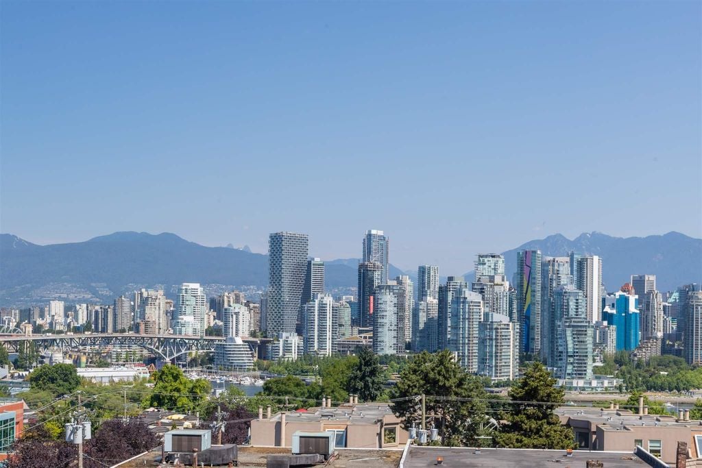 2550 Spruce St, #505