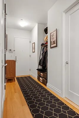 21 South William Street #5D