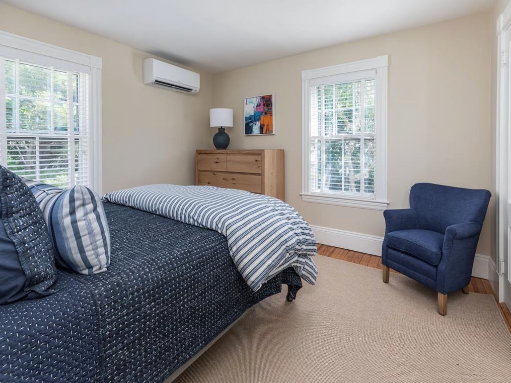 14 Hatch Rd