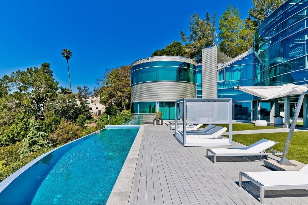 Estate Opulent