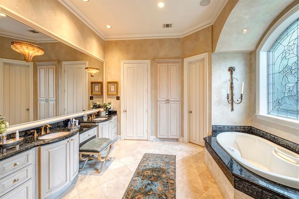 135 Hickory Ridge Dr