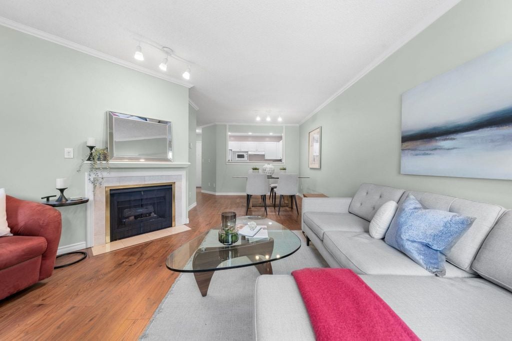 2800 Chesterfield Ave, #406