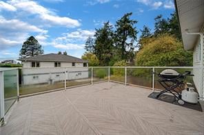 690 Peto Crt