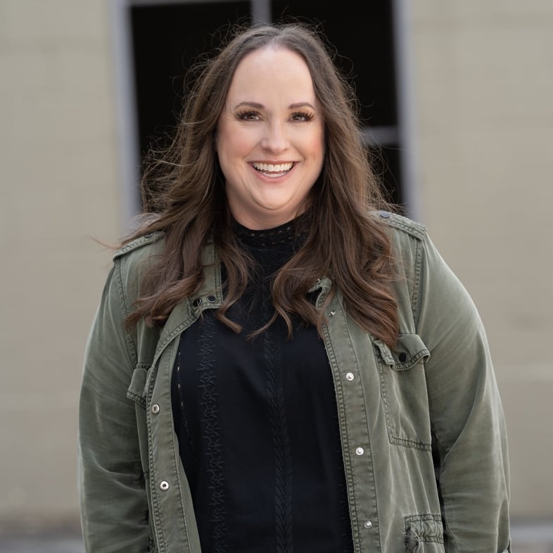 Brandi Roe Rogers, AR Real Estate Agent Headshot