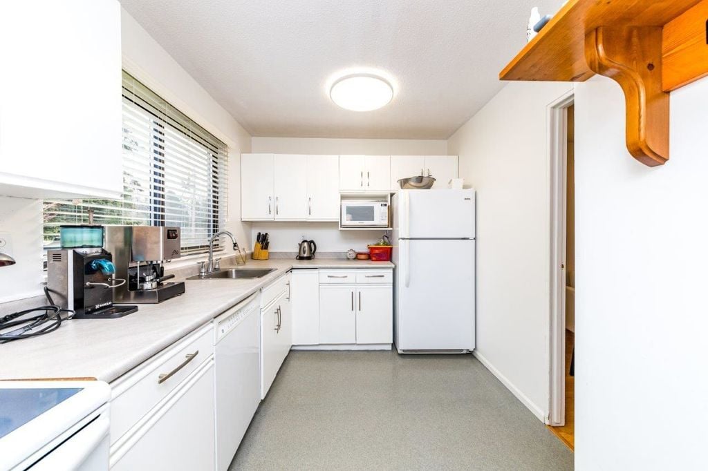 951 Old Lillooet Rd