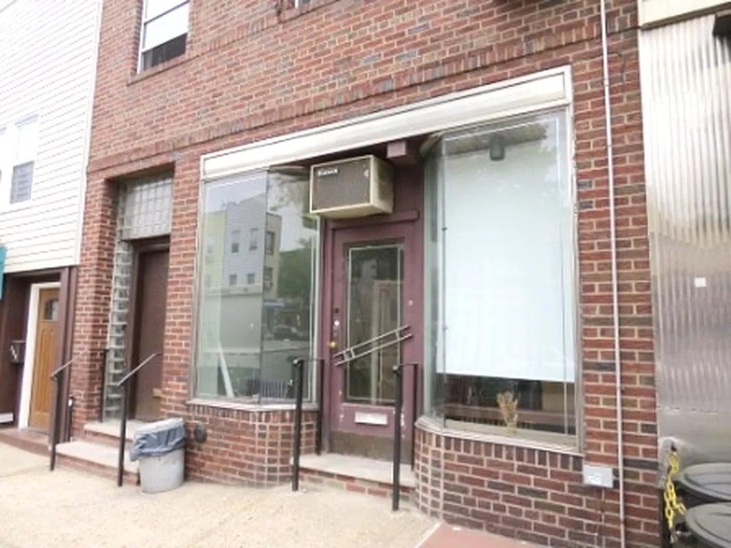 428 Graham Ave