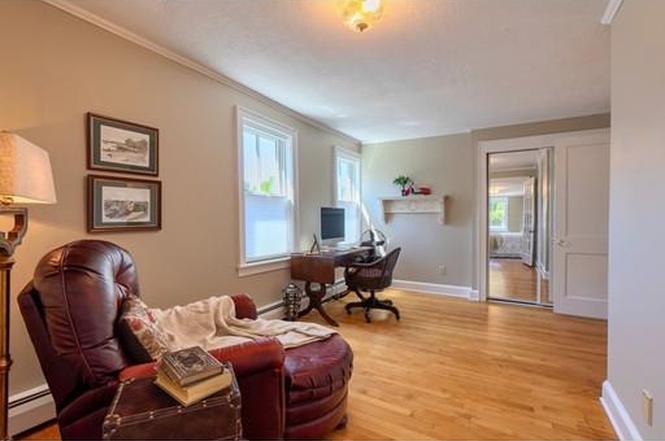 15 Ferry Rd