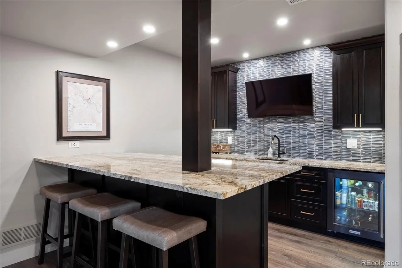 10601 Montecito Dr