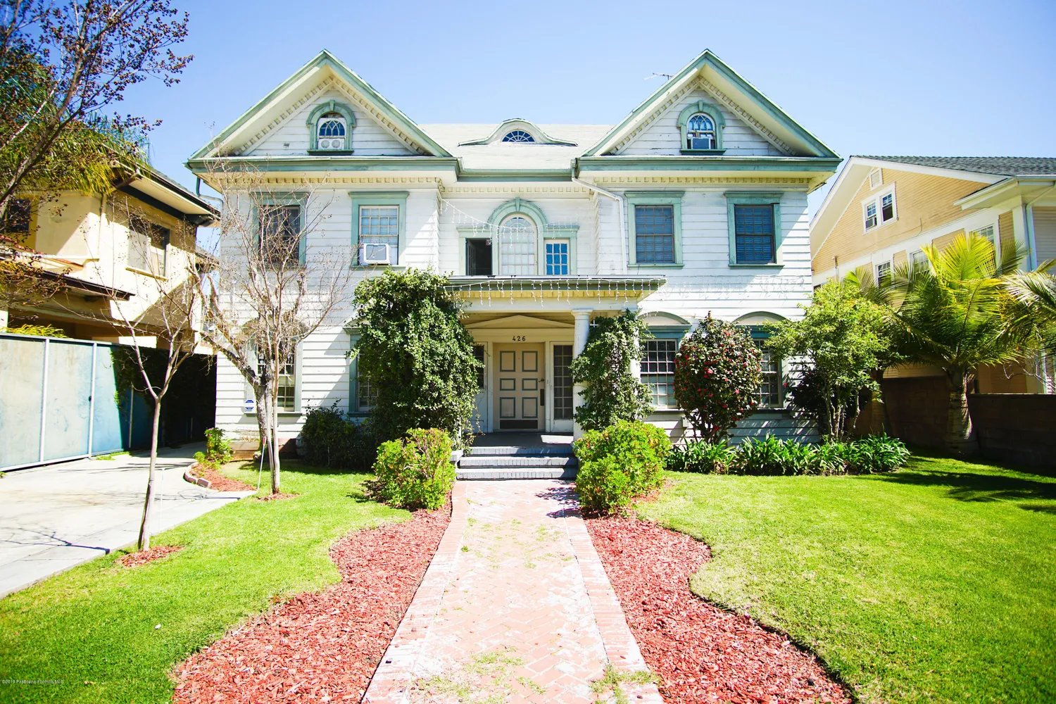 426 S Serrano Ave