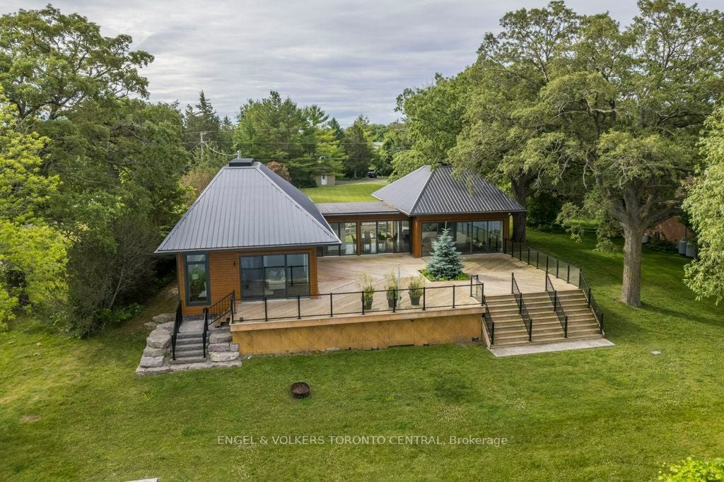131 Peats Point Road