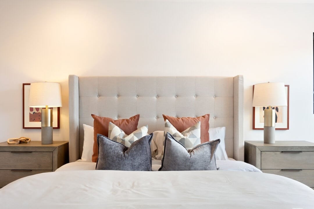 Beverly Ranch Road, 90210