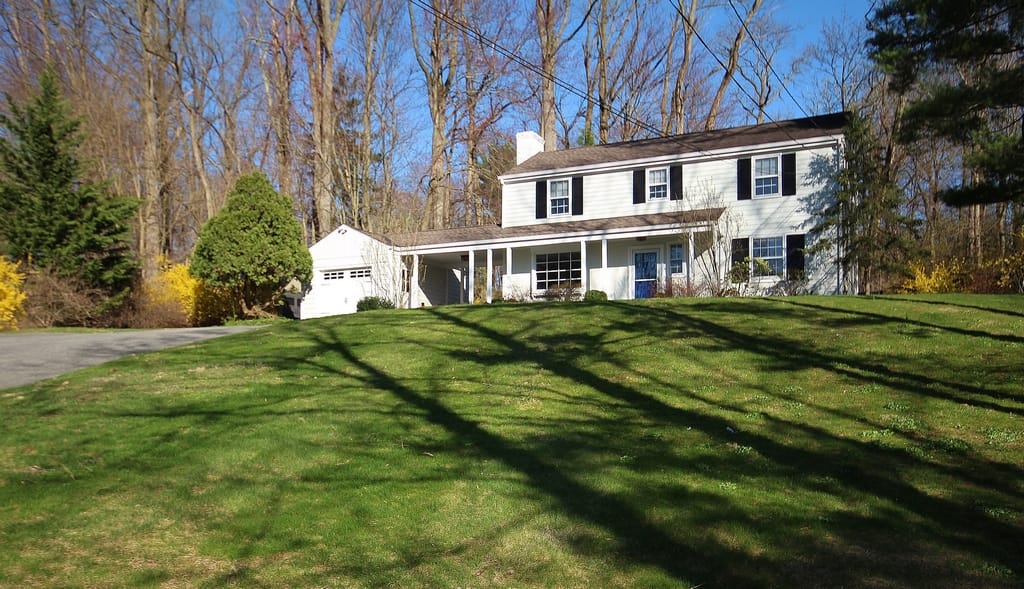 96 River Road