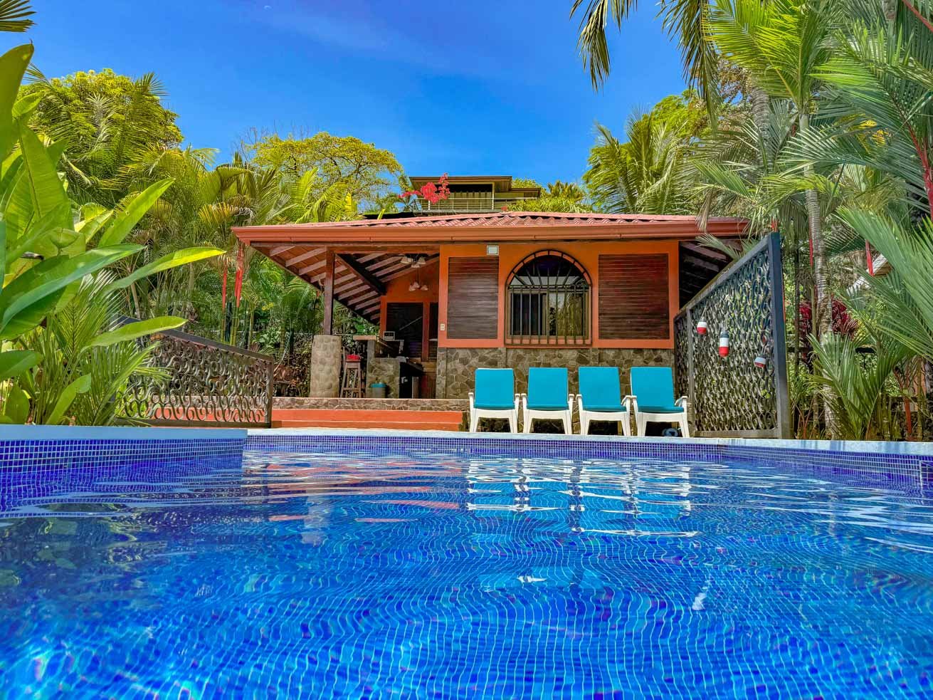 Ojochal Mountain View Home with Pool, Guest House & Gardens