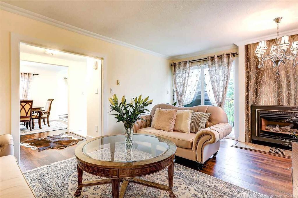230 W 16th St, #4